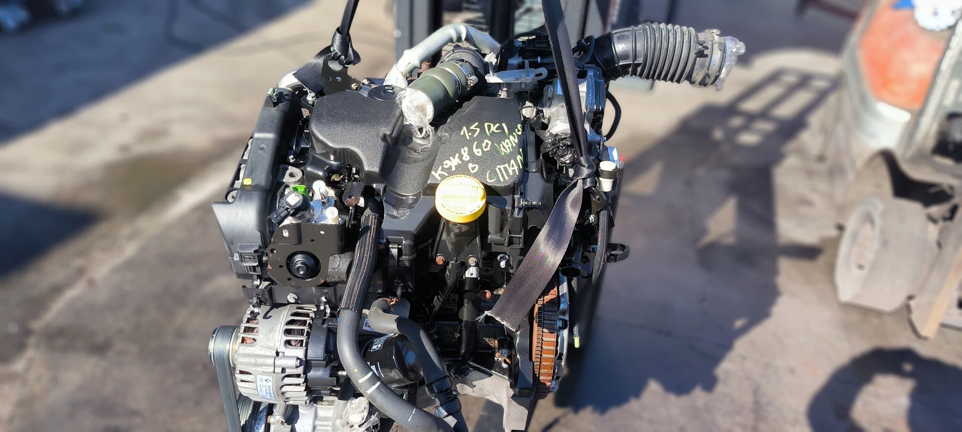 Moteur OM 607.951 (K9K) - Image 1