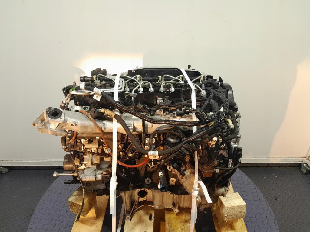 Moteur B57 D30 B — vue 2
