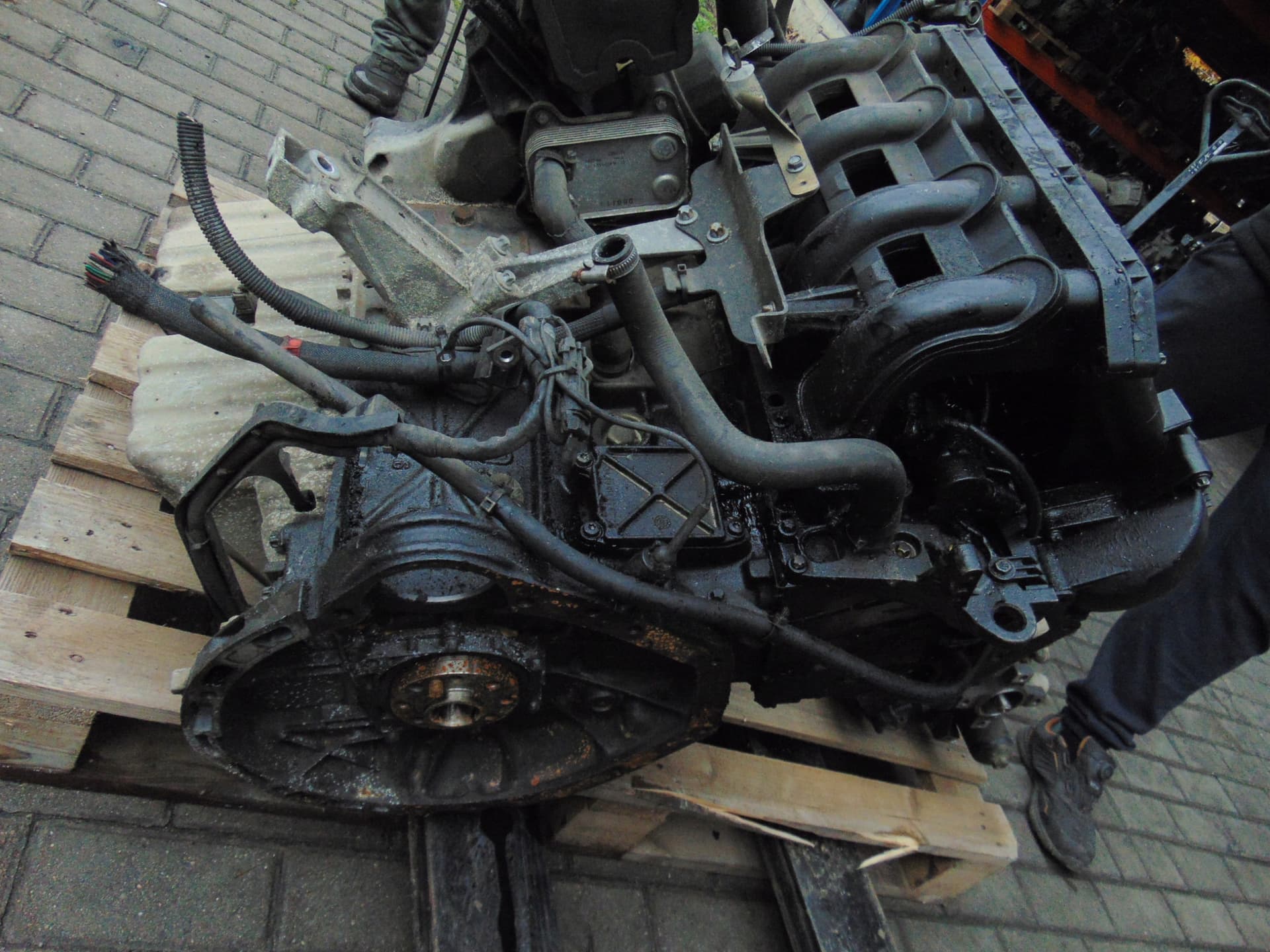 Moteur M 111.979 — vue 2