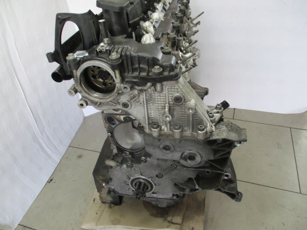 Moteur 306D3 — vue 2
