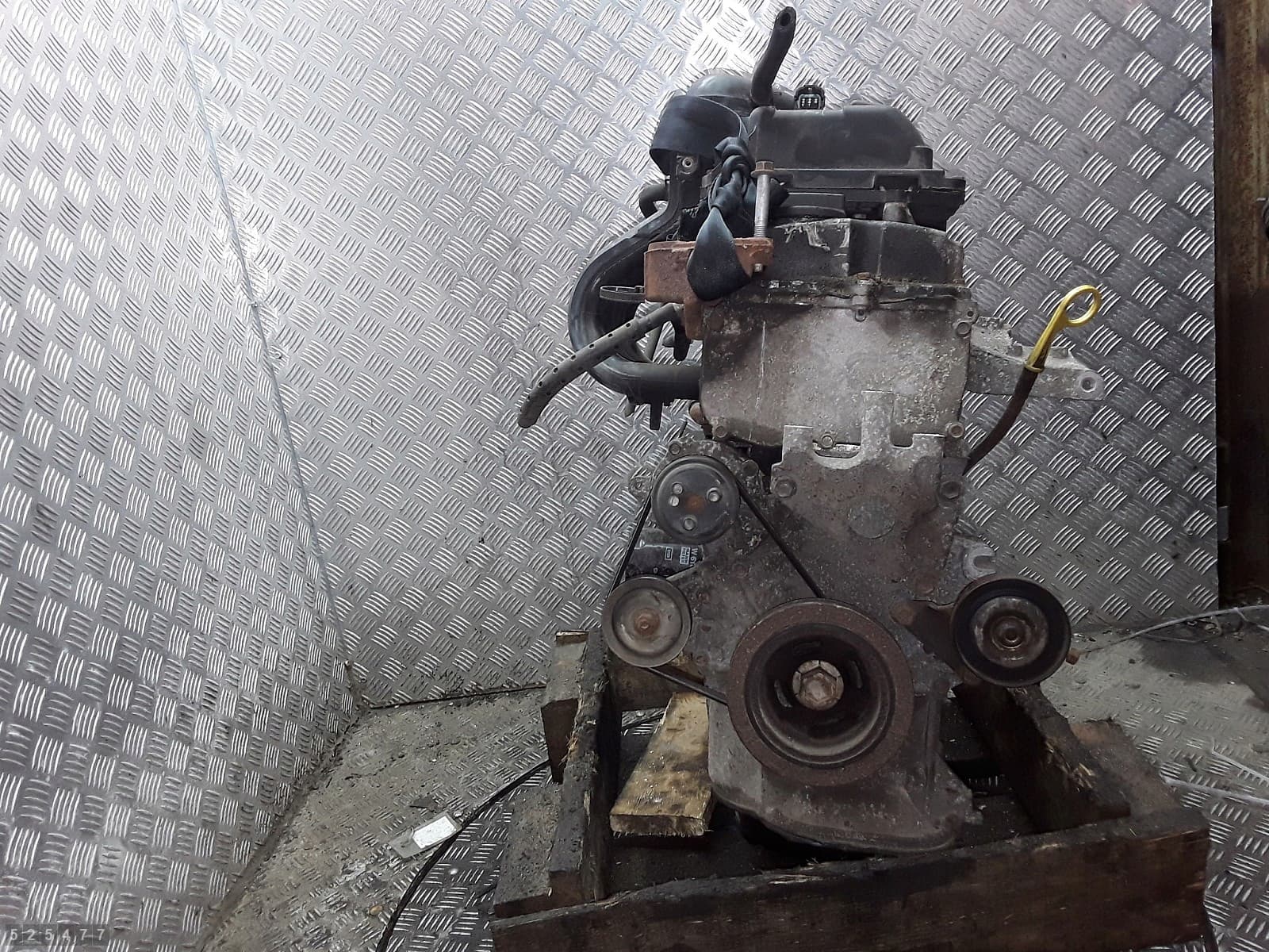 Moteur CR12DE — vue 2