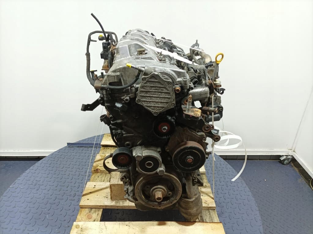 Moteur 2AD-FTV — vue 2