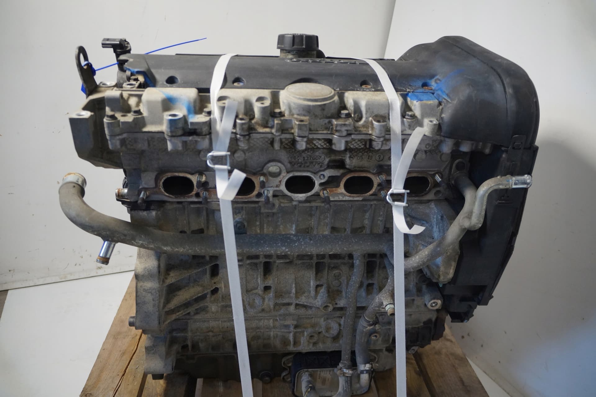 Moteur B 5244 S — vue 2