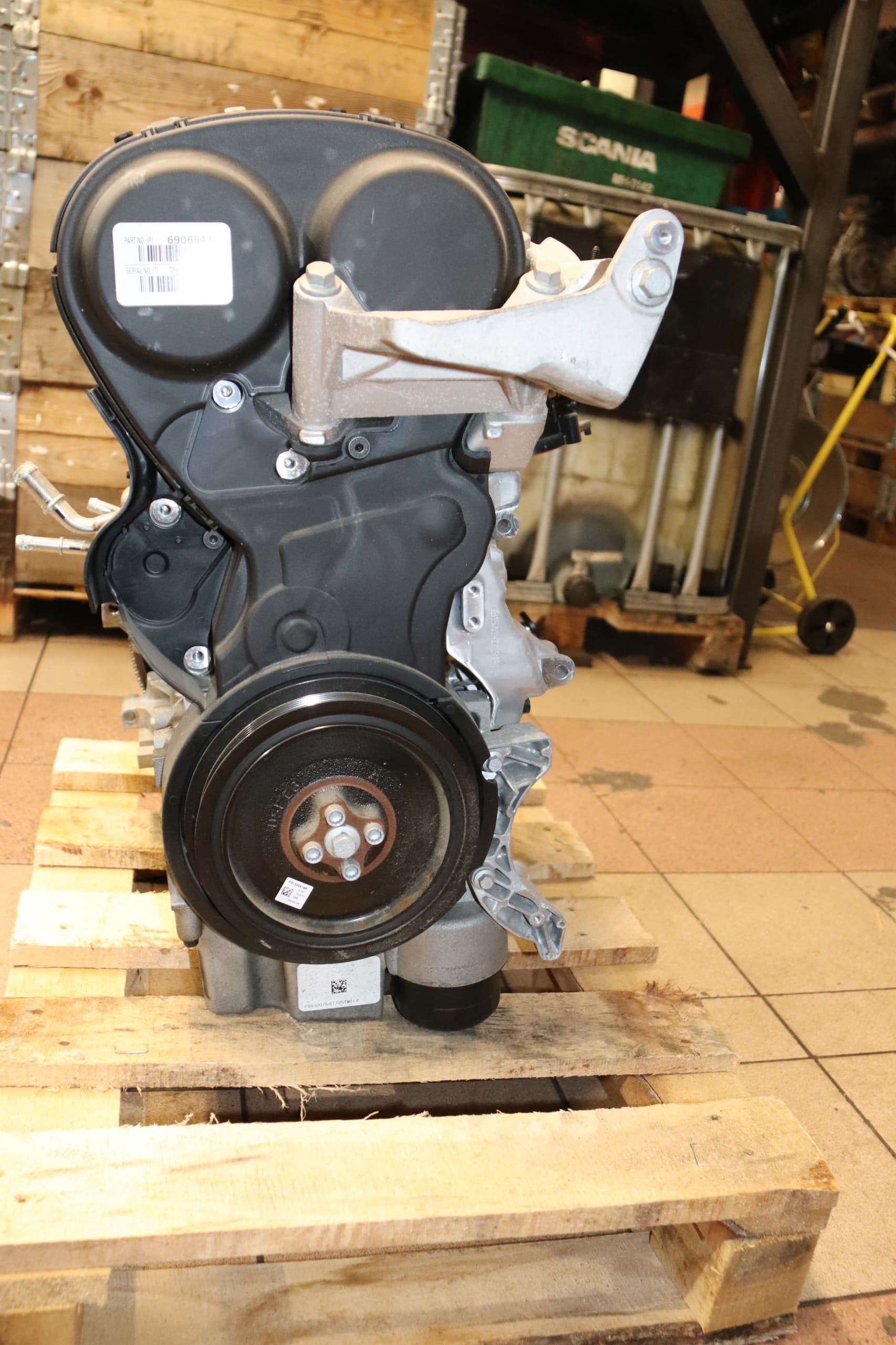 Moteur B 4204 T31 — vue 2