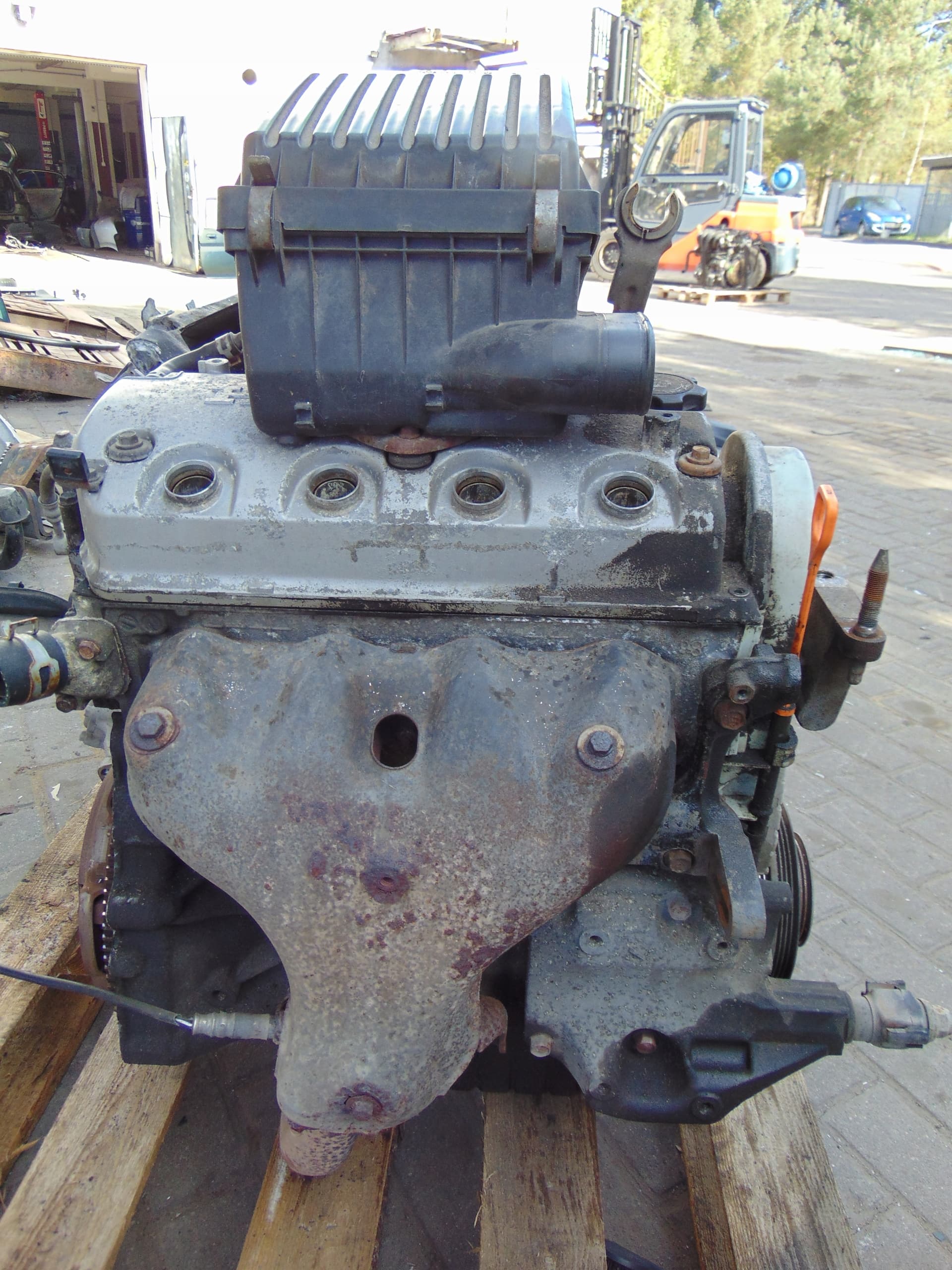 Moteur D16W1 — vue 2