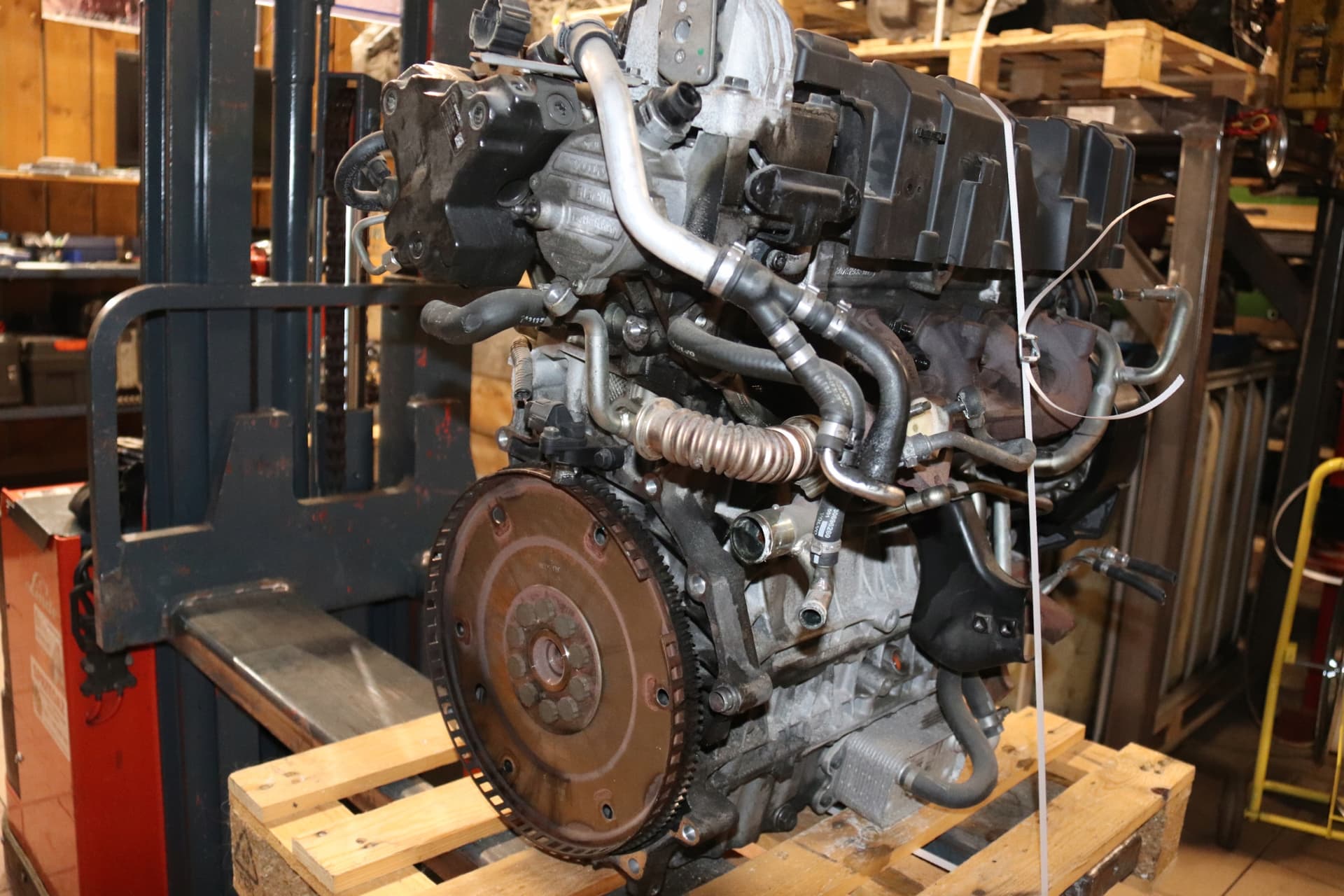 Moteur D 5244 T18 — vue 2