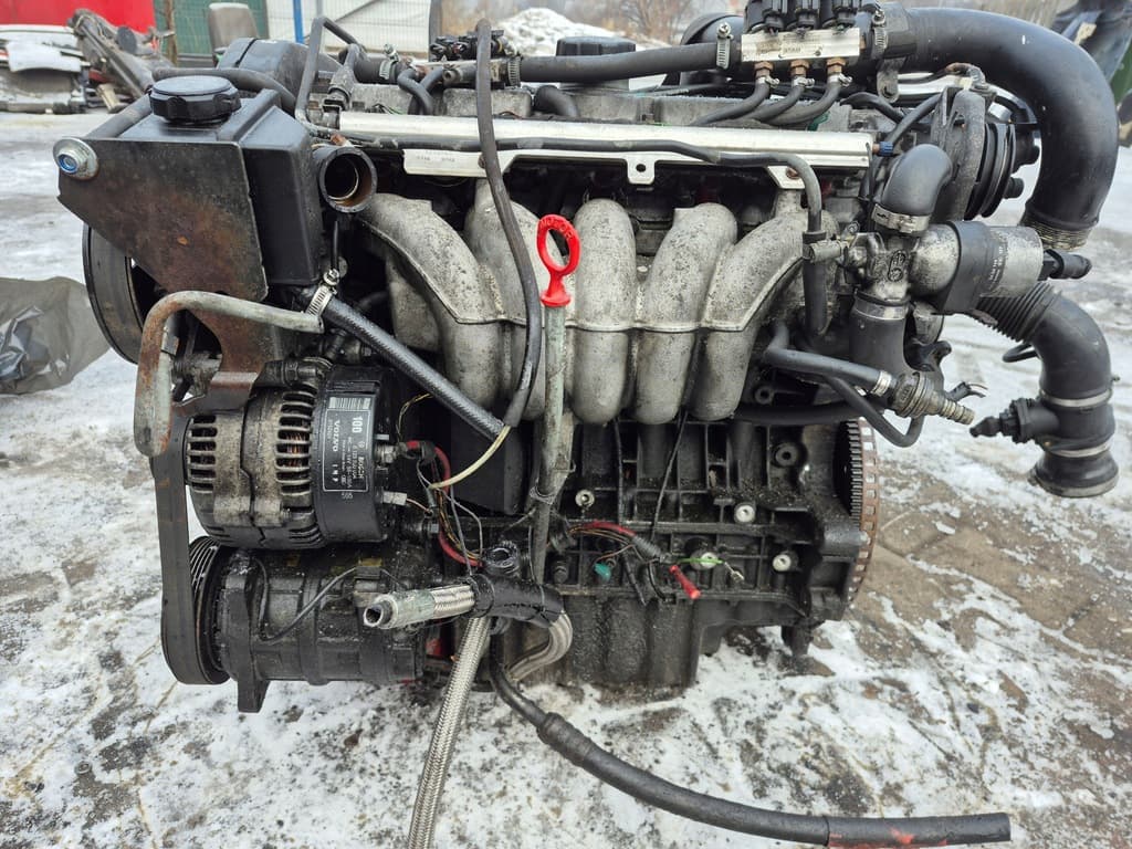 Moteur B 5254 S — vue 2