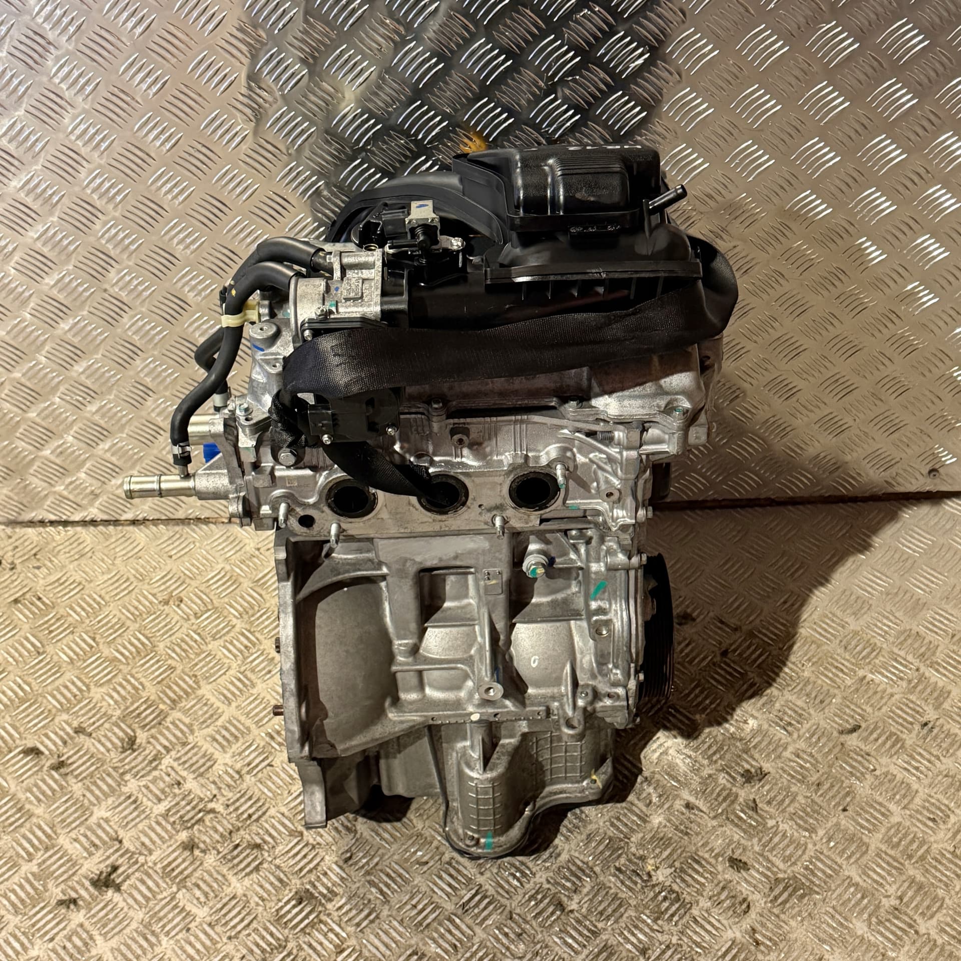 Moteur HR12DR — vue 2